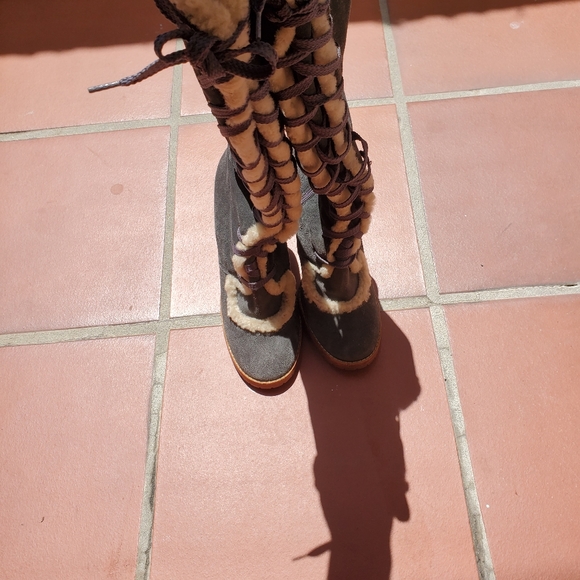 Marc Jacobs knee high boots - Picture 6 of 7